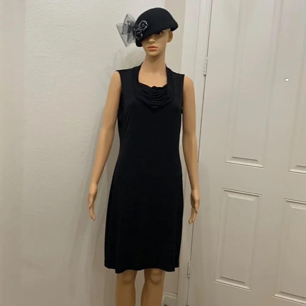 Calvin Klein Size 10 Black Woman’s Scoop Cowl Neck Short Sleeve Midi Dress